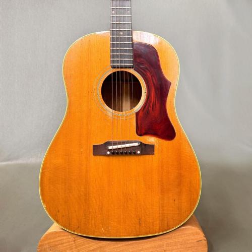 Gibson J-50 ADJ