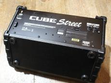 Roland Cube Street_9