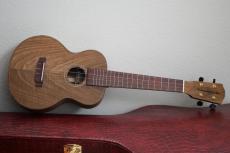 Yokoyama Guitars 【LAST STOCK !】【和材 / 限定モデル】Concert / YU 「胡桃 / くるみ」 #122_2