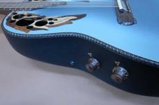 Ovation Super Adamas 1687-8 / Blue・Deep Bowl・Non Cutaway・Double Adamas Epaulet・Clear guard・Carbon Graphite Top・Lyrachord Side and Back・Wood knob・Stereo out 【With Original Brown Case】 1984年製_12