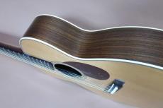 Collings OM2HT Traditional Baked / Waverly peg・Solid Sitka Spruce Traditional (Baked) Top・Solid East Indian Rosewood Side and Back・Ivoroid andHerringbone Binding・Diamond Inlay【With Original 30s Style Hard Case_5