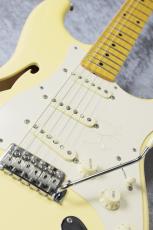 Fender Eric Johnson Thinline Stratocaster -Vintage White-【2018'USED】【1F】_9