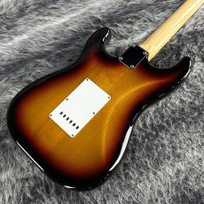 Fender Made in Japan Heritage 60s Stratocaster 3-Color Sunburst_6