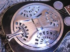 Dobro Model 37 Round Neck '30s_7