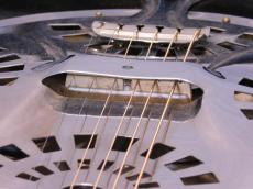 Dobro Model 37 Round Neck '30s_9