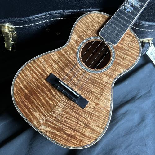 Martin CTM Style 5K Tenor ”Purple Martin Crazy Koa”