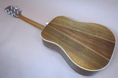 Martin D-35 Brazilian Rosewood / Grover Peg・Solid Sitka Spruce Top・Solid Brazilian Rosewood Side and Back・One-piece Mahogany Neck・Ebony Fingerboard and Bridge【With Boblen Hard Case】1967年製_6