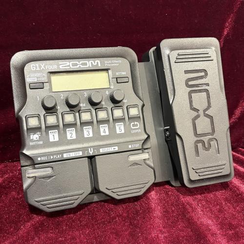 ZOOM G1X FOUR