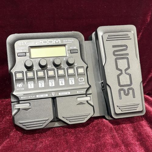 ZOOM G1X FOUR