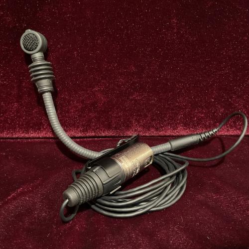 SENNHEISER E608