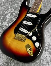 Fender Classic 60'S Stratocaster w/Gold Hardware '3-Color Sunburst 【2015'sUSED】_9