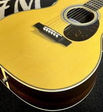 Martin OMJM S/N 3008807【ベアクロウが美しい個体】_3