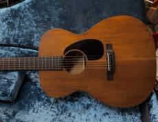 Martin 000-15M Mahogany マイク搭載!　【　アンプに繋げる　マーチン　オール単板 マホガニー 　00015M トリプルオー　】