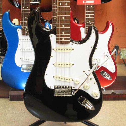Fender Japan ST-STD