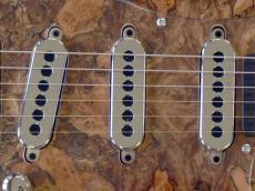 DEREK CUSTOM GUITAR Custom ST/Spolted Burl Maple_7