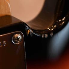 Fender Custom Shop 1964 Jazz Bass New Old Stock_7