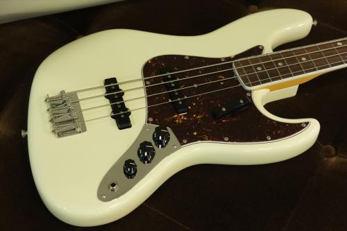 Fender American Vintage II 1966 Jazz Bass / Olympic White