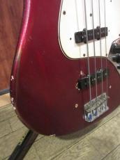Fender 1966 Jazz Bass Candy Apple Red_4