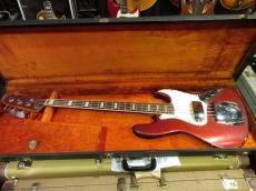 Fender 1966 Jazz Bass Candy Apple Red_11