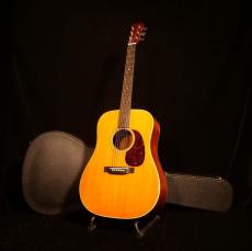 Martin D-28【1964年製 柾目のハカランダに丸ヘッドが堪らない人気の60年代中期モデル!! リペア歴アリの為相場よりお安くご提供です!】解説試奏動画ご覧下さい。