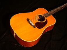 Martin D-28【1964年製 柾目のハカランダに丸ヘッドが堪らない人気の60年代中期モデル!! リペア歴アリの為相場よりお安くご提供です!】解説試奏動画ご覧下さい。_4