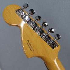 Fender Vintera II 70s Jaguar Vintage White_4