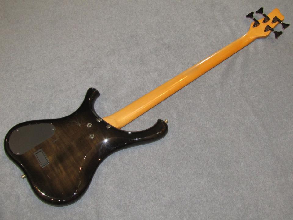 Charvel CCB-140 中古 498530 Charvel(シャーベル)【楽器検索｜J