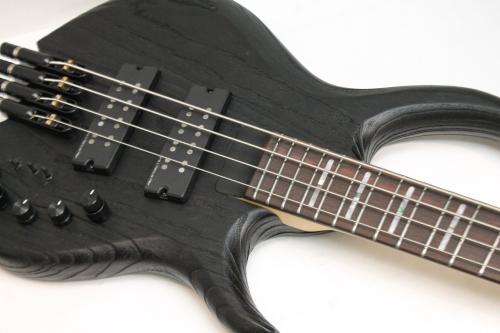 Sire Marcus Miller M6 4-String Headless / Black Satin【ヘッドレス】