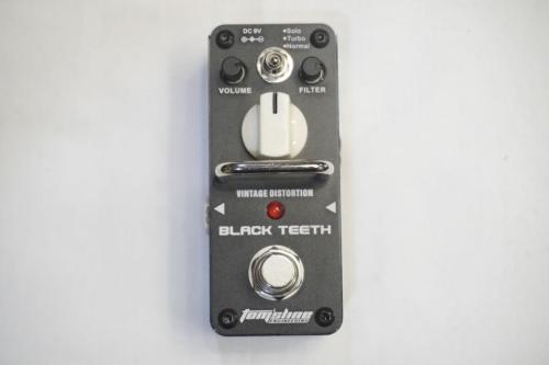 tom's line ABT-3 BLACK TEETH