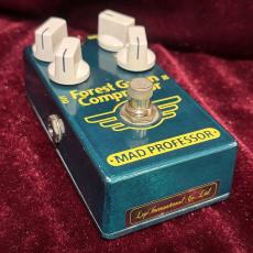 MAD PROFESSOR Forest Green Compressor_8