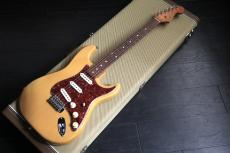 Fender Custom Shop Master Grade   Stratocaster　Relic Blonde  