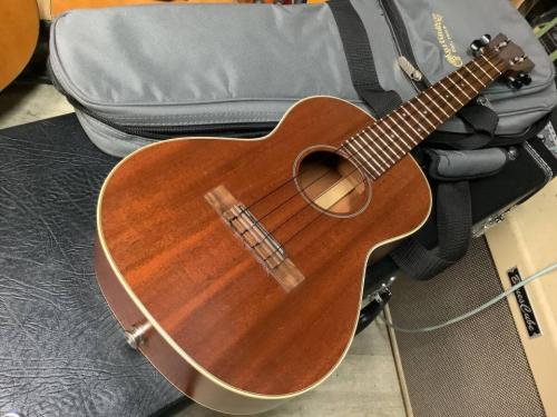 Martin 2 Tenor Uke　All Mahogany with Pickup オールマホガニー　マーティン　テナーウクレレ
