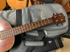 Martin 2 Tenor Uke　All Mahogany with Pickup オールマホガニー　マーティン　テナーウクレレ_3