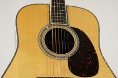 Martin D-42 Standard #2993390_3