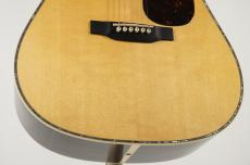 Martin D-42 Standard #2993390_4