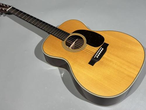 Martin 000-28 Standard