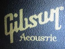 Gibson Custom Shop 1950s J-45 Tri-burst / Original Peg・Solid Spruce Top・Solid Mahogany Side and Back・Large Pick-guard・1-Ring Rosette・Normal Saddle【With Original Case】2014年製_15