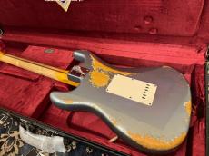 Fender Custom Shop 69 Heavy Relic Stratocaster Aged Blue Ice Metallic_5