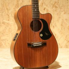 Maton EBW808C