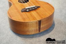 TODA Guitars VT-CW (2017) 美しい杢目のオールハワイアンコアのテナーウクレレです!_13