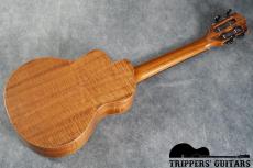TODA Guitars VT-CW (2017) 美しい杢目のオールハワイアンコアのテナーウクレレです!_15