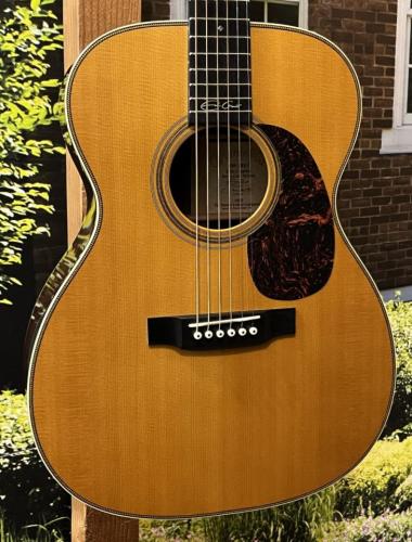 Martin 【日本総本店】【2000年製中古品】【バランスの良い個体】000-28EC【48回無金利分割可能】