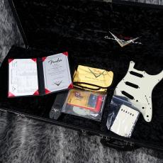 Fender Custom Shop MBS 1971 Stratocaster Closet Classic Gold Spark by Greg Fessler_11