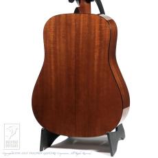 Martin D-18GE_4