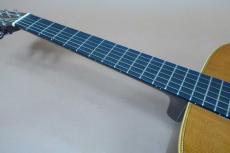 Martin HD-28 LSH Custom / Tony Rice・Solid Spruce Top・Solid Rosewood  Side and Back・Large Sound Hole・Original peg・Ebony Fingerboard and Bridge・Herringbone Binding・Black Pick guard【With Original Hard Case】1992_9