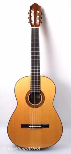 Kolya Panhuyzen　[コルヤ・パンヒューゼン] クラシックギター