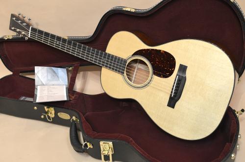 Martin Custom 0-18 Premium Sitka Top with VTS　2022年製