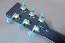 Cat's Eyes CE-2000S / Limited Product Model・Cat’s Eyes and C.F Martin Double Inner Stamp・Abalone Trim and Rosette・Spruce Top・Rosewood Side and Back・Ebony Fingerboard and Bridge・Long Saddle【With Original Hard Cas_10