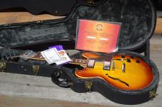 Gibson ES-335CS LarryCarlton_9
