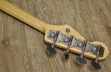 Fender American Vintage 62 Jazz Bass_6